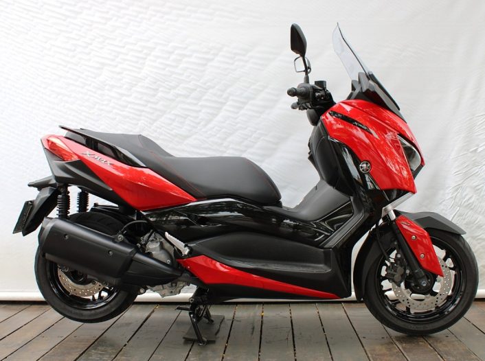 Yamaha X MAX 2024