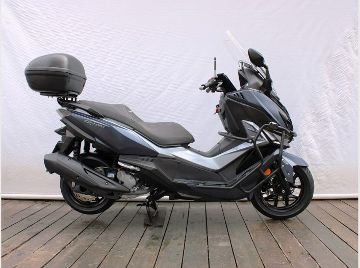 Dafra CRIUSYM 300 2025