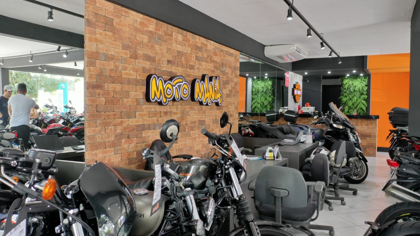Showroom interno da Moto Mania Jundiaí