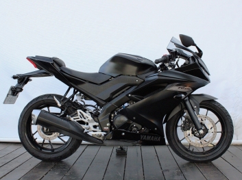 Foto Yamaha YZF R15 ABS 2026